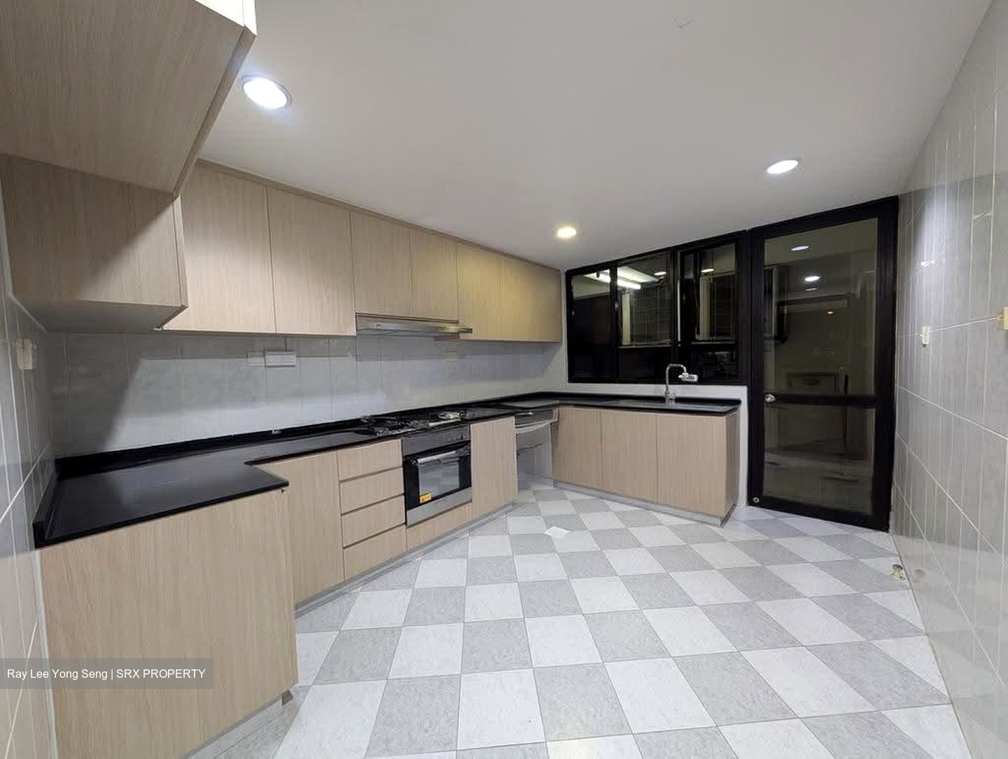 Yong An Park (D9), Condominium #637719351